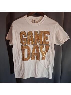 Comfort Colors White Game Day T-Shirt with Gold Sequin Letters Size Small